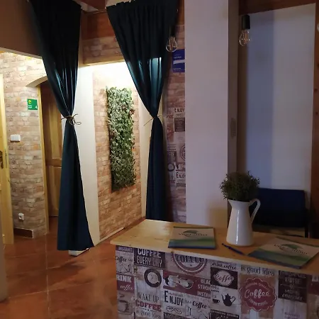 Callum Relax & Wellness * اوسترافا