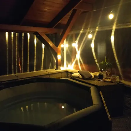 Callum Relax & Wellness * اوسترافا